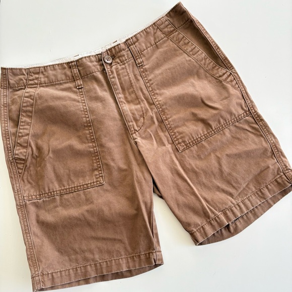 Old Navy Lived-in Straight Utility Short* - Picture 1 of 6
